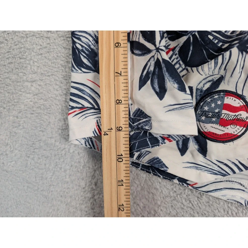 Travis Mathew Mens Board Shorts Red Blue White Floral USA Patch 77382-00 Size 36